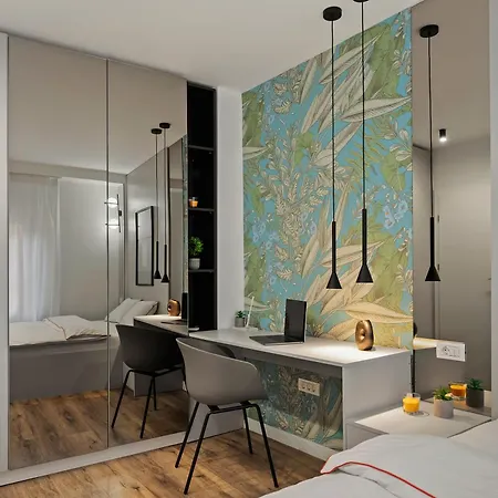 Fantastic In Magheru * Bucarest