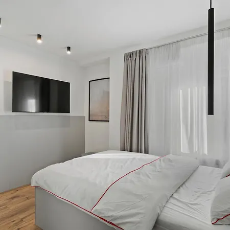 Fantastic In Magheru Apartamento