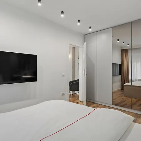 Apartment Fantastic In Magheru Bucharest